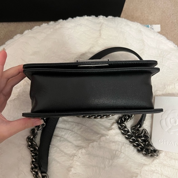 Caviar Quilted Small Boy Flap Black - Picture 7 of 11